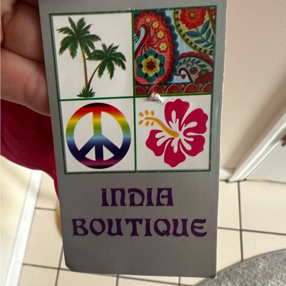 Sheer Tropical Wrap - Picture 6 of 8